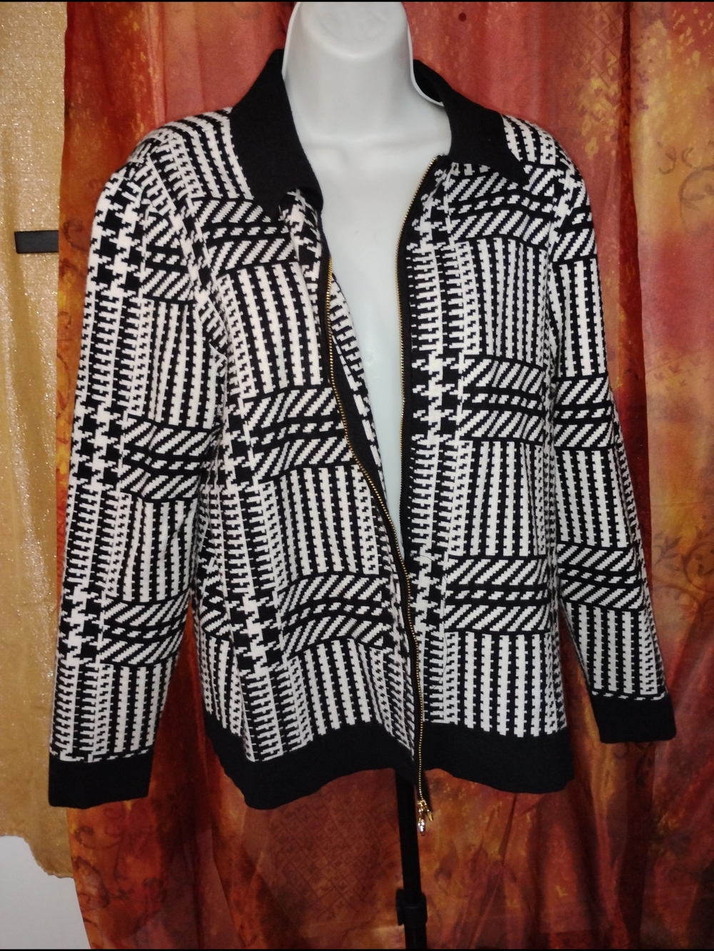 Anne Klein Black and White Cardigan- L